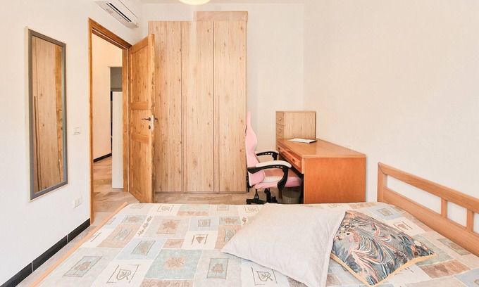Rio Marina Appartement | Apartment 'Casa La Torre Rio Marina' with Balcony and Air Conditioning