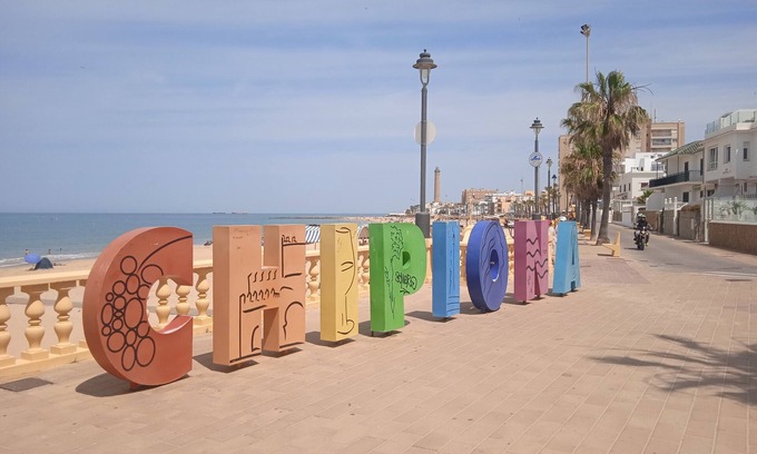 Chipiona Appartement | Appartement 'Chipiona Centro Y Playa' avec terrasse privée, balcon et Wi-Fi