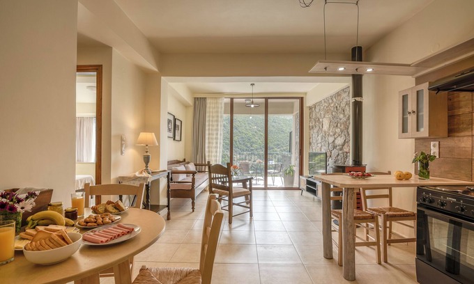 Livadia Appartement | Appartement Chrysi - Appartement de luxe avec vue mer et vallée