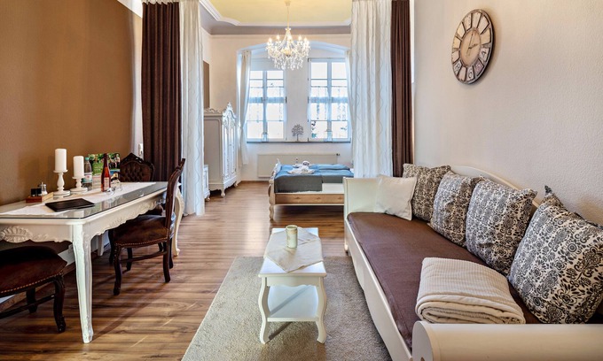 Mühlhausen Appartement | Appartement City-Apartments Fewo Paris avec Piscine, Jardin & Wi-Fi