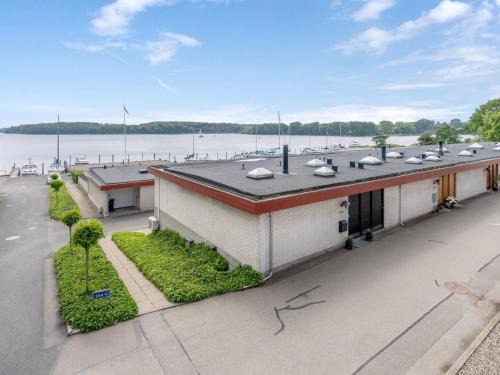 Svendborg Appartement | Apartment Constance - 50m from the sea by Interhome