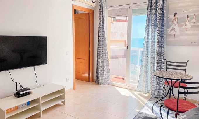 L'Ampolla Appartement | Appartement "Constance" avec vue sur la mer, Wi-Fi et climatisation.