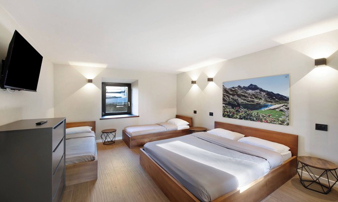 Pont-Saint-Martin Appartement | Appartement 'Da Primo - Alloggi Vacanze - Pt' avec vue montagne, Wi-Fi et climatisation