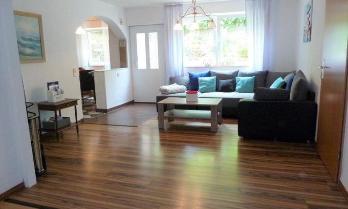 Einhausen Appartement | Apartment de luxe 73 qm mit 3 Zimmer und Terrasse
