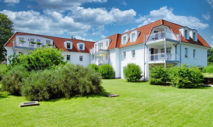 Boltenhagen Appartement | Ferienwohnanlage Seebachpark - Lovingly furnished apartment with a great balcony and only 100 m