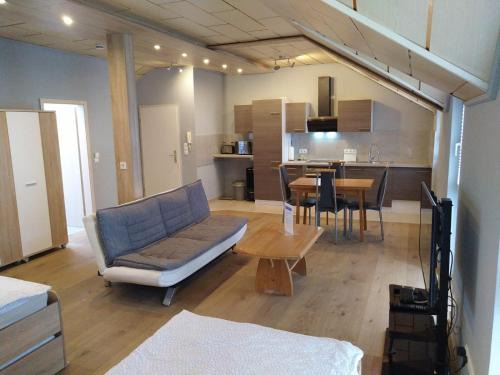 Rommelhausen Appartement | Apartment-Design 1, Altendtadt