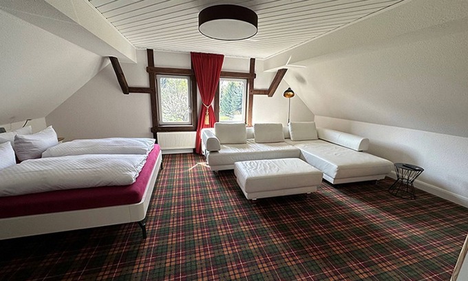 Burg-Kauper Appartement | Apartment - DG - Gerd, max. 4 pers., 2 bedrooms - Holiday apartments in a country house