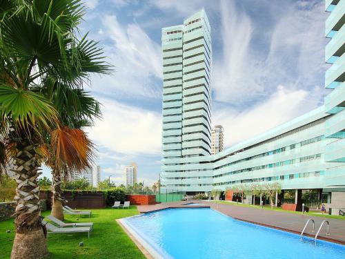 Diagonal Mar i el Front Maritim del Poblenou Appartement | Apartment Diagonal Mar by Interhome