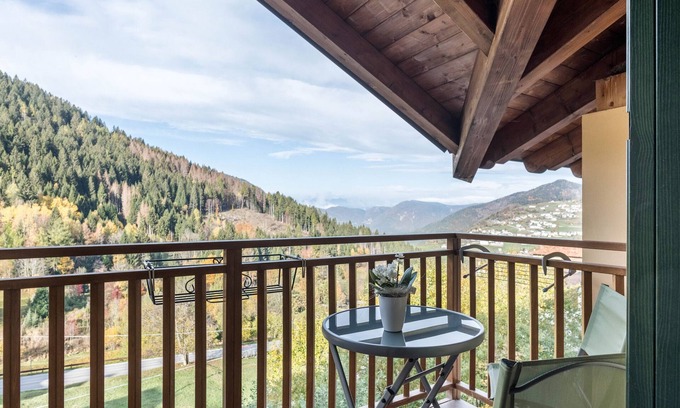 Bedollo Appartement | Appartement 'Dimora La Quiete' avec vue sur montagne, terrasse privée et balcon
