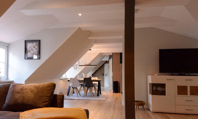 Goslar Appartement | Apartment 'Domschatz' with Wi-Fi and Air Conditioning