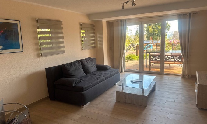 Eckernfoerde Appartement | Appartement Eckernförde avec vue sur la mer, jardin et Wi-Fi.