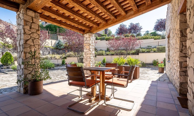 Conesa Appartement | Appartement de vacances 'El Clos 5' avec piscine, jardin, terrasse et Wi-Fi.