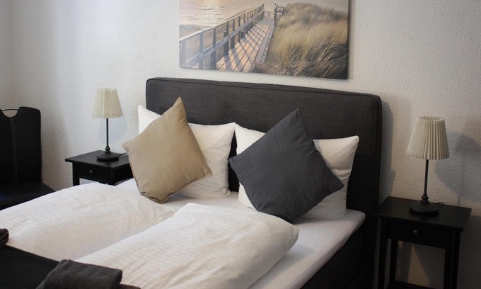 Zentrum-Sued Appartement | Appartement-Salle de bain-Vue ville