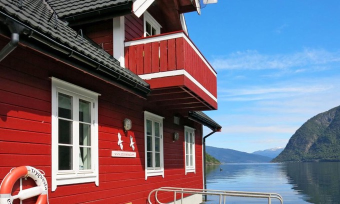 Vik Appartement | Apartment Fagerdalsnipi by Interhome