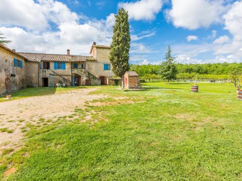 Monteriggioni Appartement | Apartment Fattoria Petraglia - Di Mezzo - MTG202 by Interhome