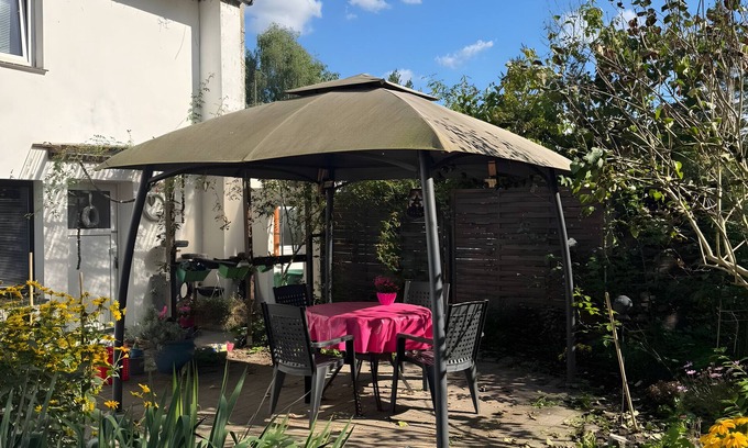 Steffin Appartement | Apartment 'Ferienwohnung Rothentor2' with Private Terrace and Wi-Fi