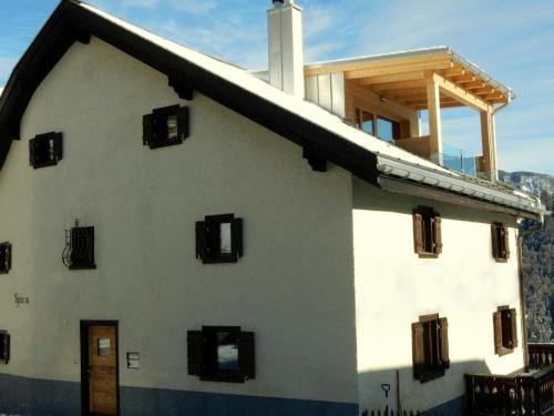 Vaz-Obervaz Appartement | Apartment Ferienhaus Tgioc by Interhome