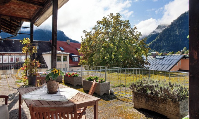 Oberammergau Appartement | Appartement 'Ferienwohnung Beim Posthalter' avec vue sur la montagne, terrasse privée et Wi-Fi