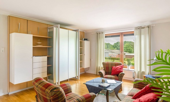 Idafehn Appartement | Appartement 'Fewo2 Seelter Uutkiek Saterland' avec terrasse privée, jardin partagé et Wi-Fi