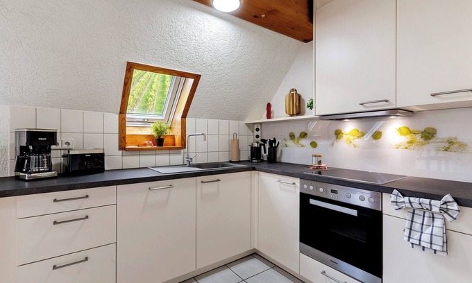 Appenweier Appartement | Apartamento 'Fichte' con balcón y Wi-Fi