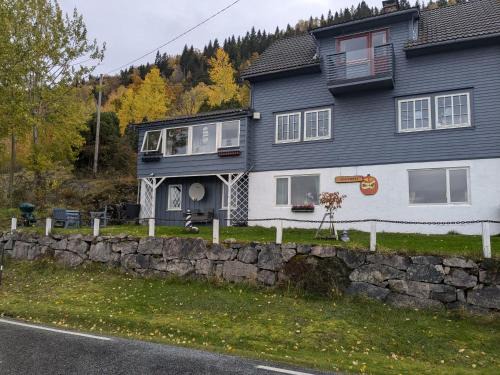 Leikanger Appartement | Apartment Fjordblick