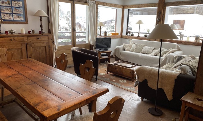 Megeve Appartement | APPARTEMENT DE CHARME, TRES ENSOLEILLE AU PIED DU JAILLET