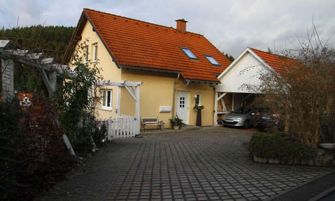 Benshausen Appartement | Appartement pour 1 à 2 personnes sur le versant sud de la forêt de Thuringe