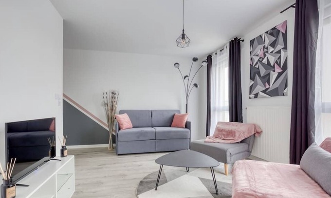 Thiais Appartement | Apartment for 2 people near Orly airport