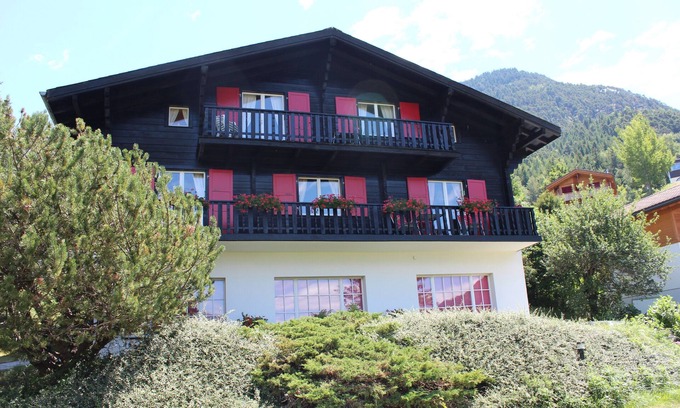 Ried-Brig Appartement | Appartement pour 4 personnes Chalet Esher Surrey