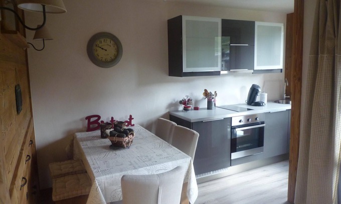 Belle Plagne Appartement | APPARTEMENT EN PLEIN COEUR DE LA STATION - SKIS AUX PIEDS
