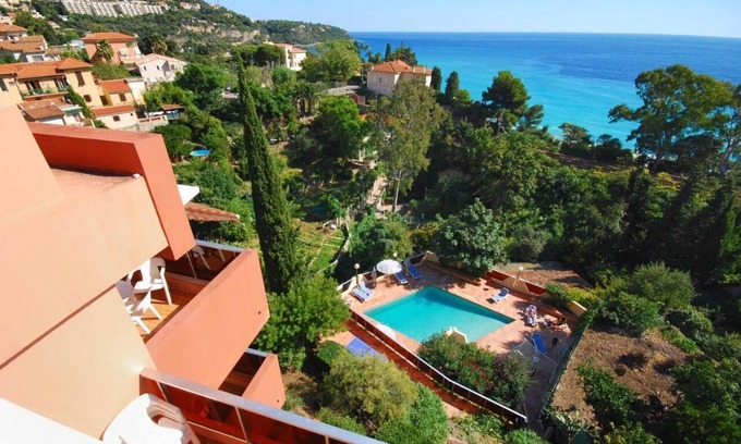 French Riviera Appartement | appartement avec terrasse de 60m2 vue mer panoramique accès plage