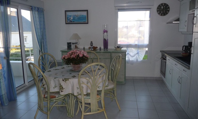 Etel Appartement | Appartement plein de charme, au pied d'un plan d'eau de mer, proche commerces.