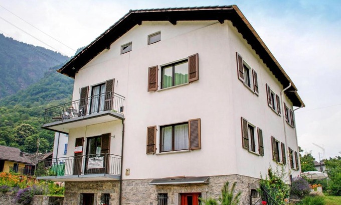 Chironico Appartement | Apartment Gemma by Interhome