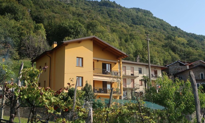 Travisa Appartement | Appartement Gialla by Interhome