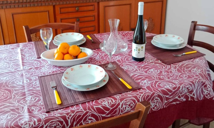 Domusnovas Appartement | Apartment 'Gife House' with Mountain View, Wi-Fi and Air Conditioning