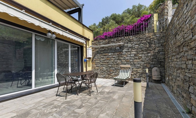 Sestri Levante Appartement | Apartment 'Green House' with Private Terrace, Wi-Fi and Air Conditioning
