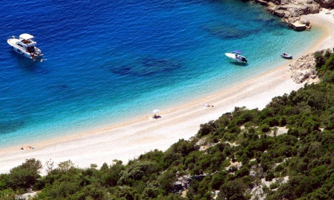 Valun Appartement | Apartment Griv - close to the sea: A2(2) - Valun, Island Cres, Croatia
