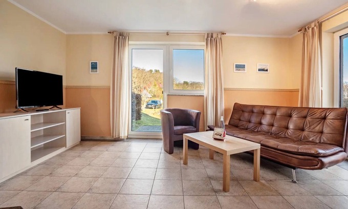 Buschvitz Appartement | Appartement 'Habichtssicht' avec vue sur le lac, terrasse partagée et Wi-Fi
