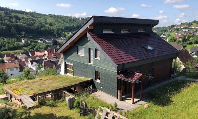 Dalhausen Appartement | Appartement Haus Leenja avec vue sur la montagne, sauna, jardin