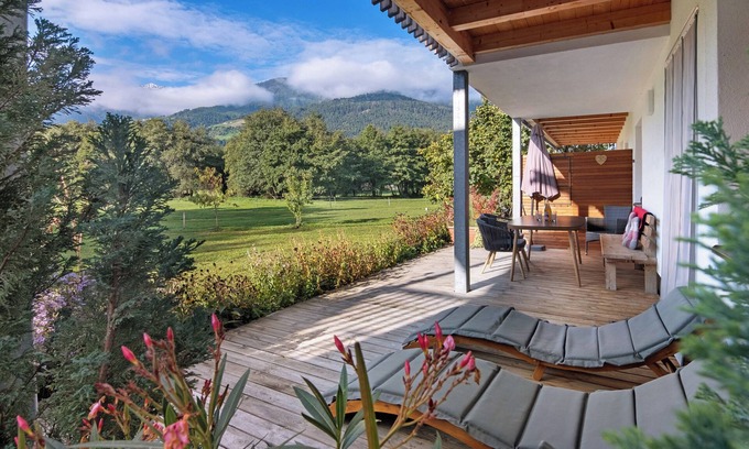 Sluderno Appartement | Appartement "Hausergut Golden" avec vue sur les montagnes, terrasse privée et Wi-Fi