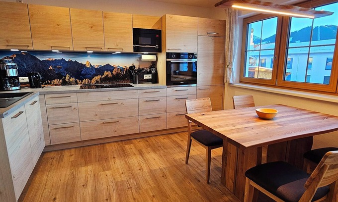 Halblech Appartement | Apartment Hipp No. 9 - 74m² new building on the 1st floor with balcony and mountain view