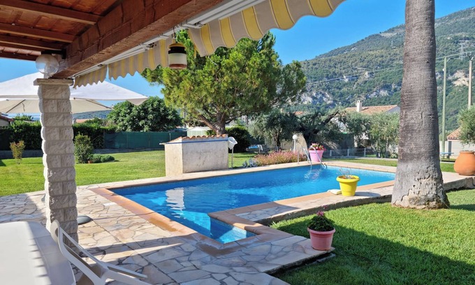 Saint-Martin-du-Var Villa | VILLA / APPARTEMENT INDEPENDANT, PISCINE, PROCHE MER , 4 PERS + 1 ENFANT - 2 ANS