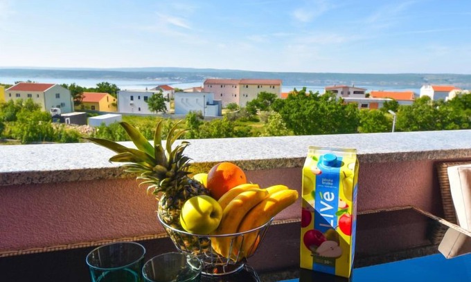 Maslenica Appartement | Appartement Ika by Interhome