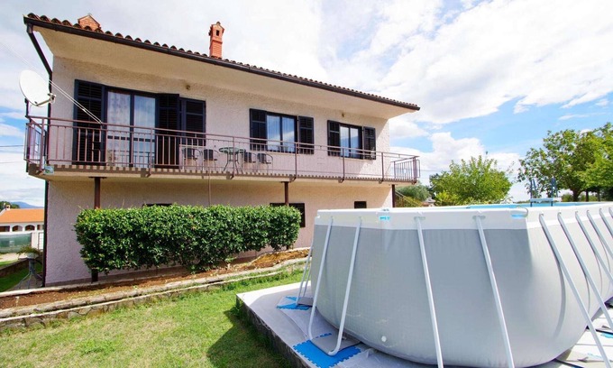 Sajini Appartement | Appartement à Šajini près de la mer bleue