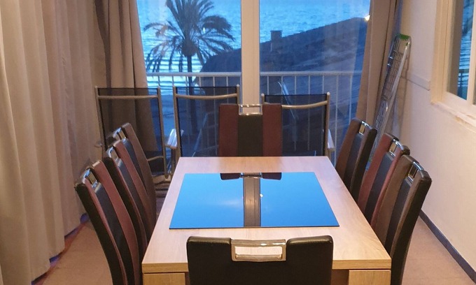 El Arenal Appartement | Apartment in 1st sea line - sea view