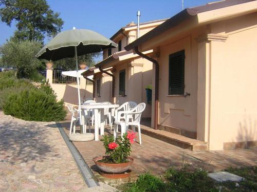 Giano dell'Umbria Maison | Apartment in a farmhouse with swimming pool
