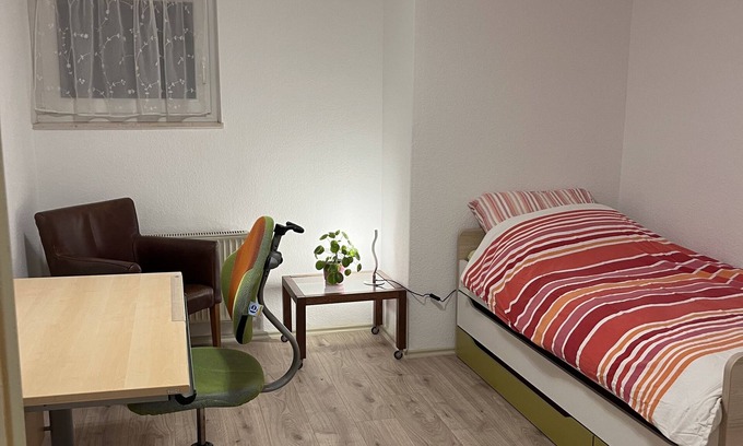 Wallerfangen Appartement | Bel appartement dans un endroit calme avec un petit jardin privé