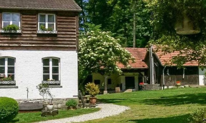 Altenbeken Maison | Appartement dans l'ancien bureau forestier