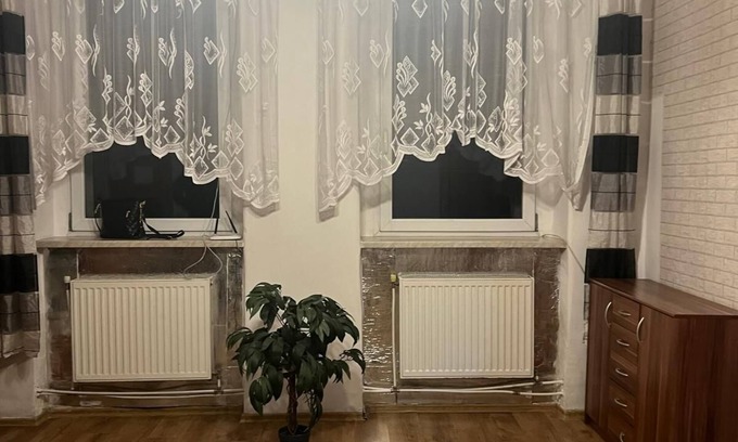 Bytom Appartement | Apartment in Bytom center with full service awaiting you. Quiet area.