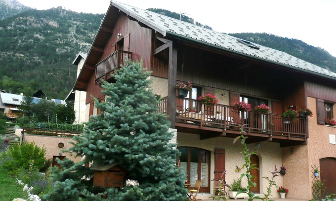 Forville Appartement | Appartement pour 2 à 4 personnes en rez de jardin vue sur la station